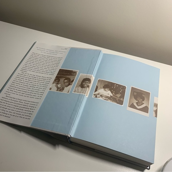 Book: Becoming by Michelle Obama - Picture 3 of 5
